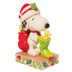Enesco Jim Shore Peanuts Snoopy And Woodstock With Stocking Figurine, 7" -Enesco Jim Shore Snoopy Woodstock With Stocking Figurine 6008957 04